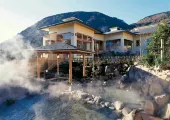 Top 10 Most Popular Hot Springs in Japan