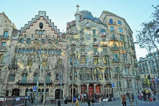 Barcelona Cathedral: Places in Barcelona