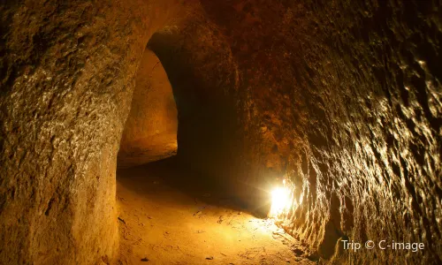 Cu Chi Tunnel