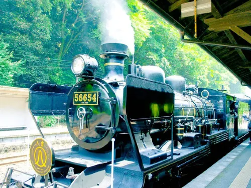 The Ferrari of the Railway: Those Unusual Trains Peculiar to Kyushu