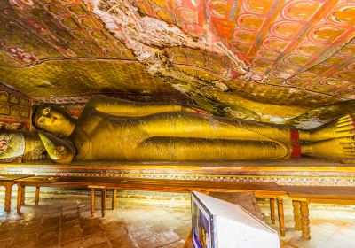 Dambulla Cave Temple