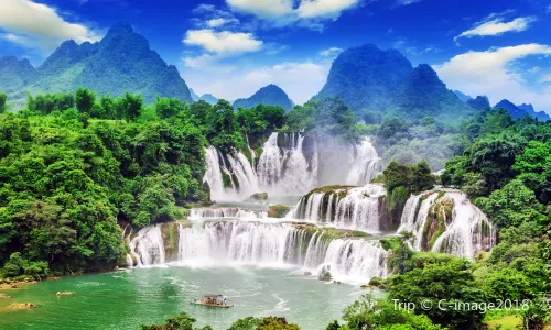 Detian Transnational Waterfall Scenic Spot