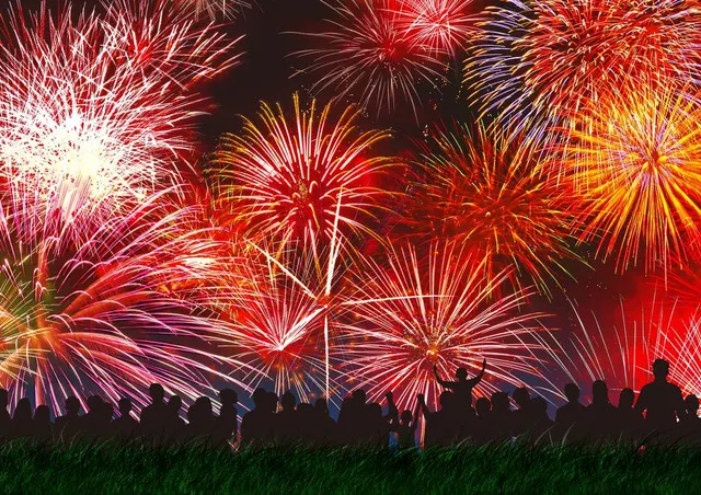 Summer Vacation Ideas in Japan: Fireworks Festival