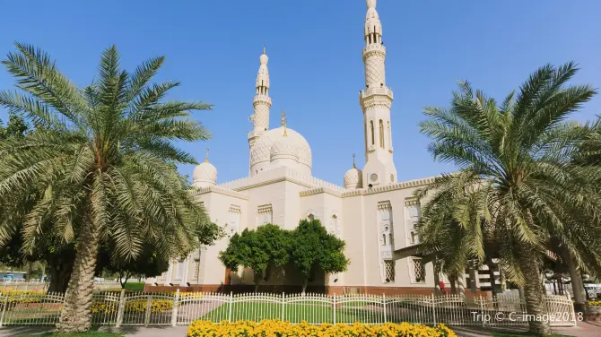 1_Jumeirah Mosque