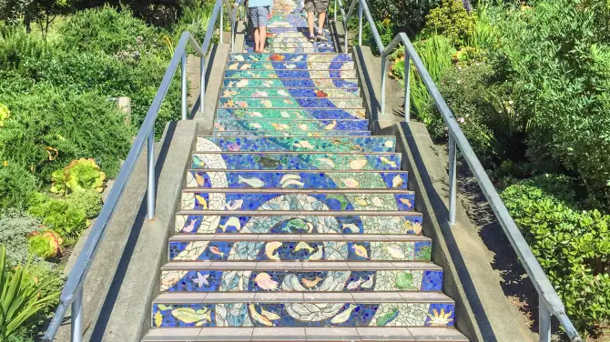 1_16 Avenue Tiled Steps