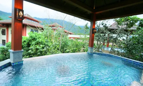 Qixianling Niaochao Hot Spring