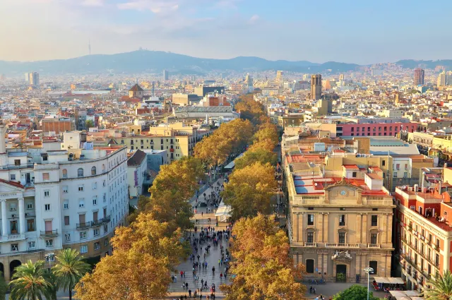 Barcelona Cathedral: Places in Barcelona