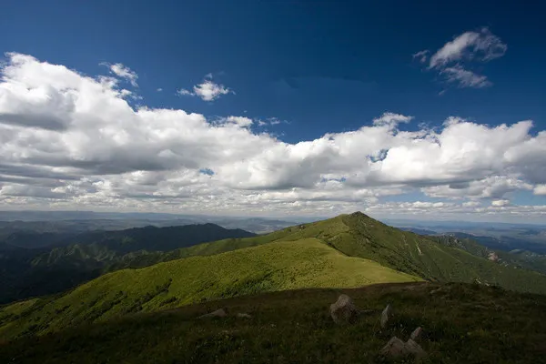 Where should You Go Hiking This Weekend? Let’s Take A Look at Popular Mountainous Hiking Spots Around Beijing