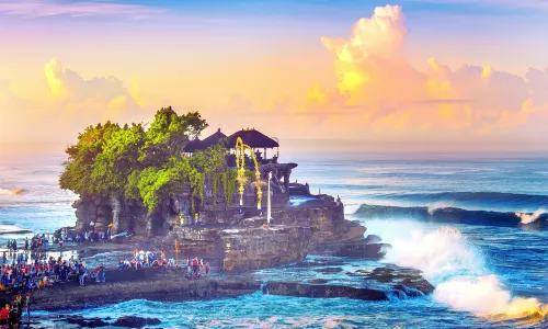 TANAH LOT TEMPLE