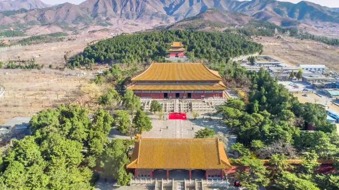 1_The Ming Tombs