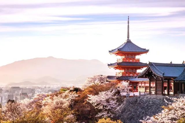    15 Beautiful Temples To Visit in Kyoto