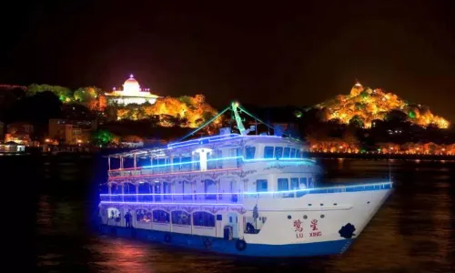 Xiamen Night Cruise