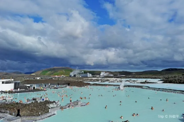 Day Trip Guide to Blue Lagoon in Iceland