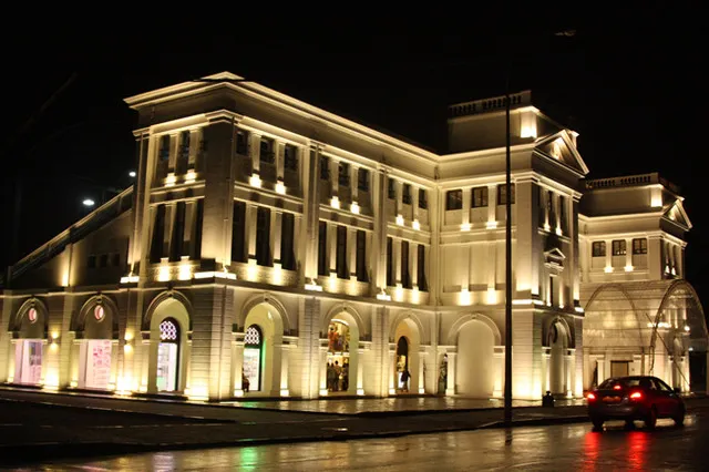 Tour Buildings in Sri Lanka