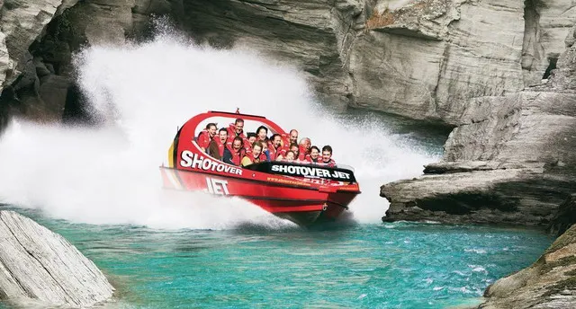  Queenstown New Zealand: Outdoor Paradise Will Make Your Adrenaline Soar.