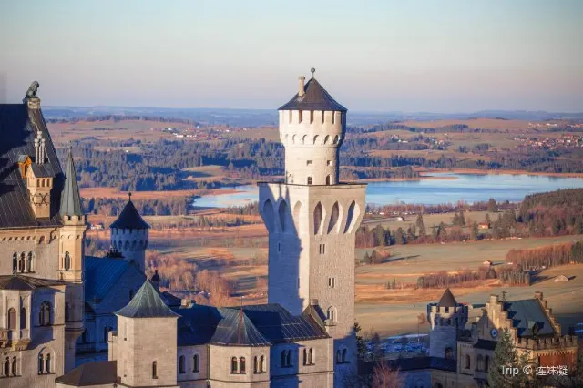 A Complete Guide to the Fairytale Neuschwanstein Castle