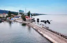 진꺼우 사원