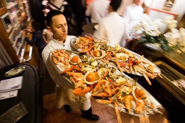 Which is the Best Seafood Restaurant in Barcelona