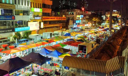 Taman Connaught Night Market