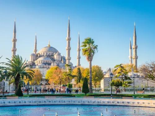 Iconic Blue in Istanbul: Sultan Ahmed Mosque You Cannot Miss