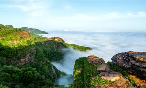 Sea Yuntai Scenic Area