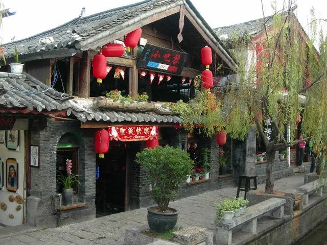 There Is Inevitably A Part of The Nightlife That Belongs to You - Specialties of Lijiang’s Bars.