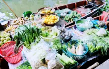 Khlong Lat Mayom Floating Market