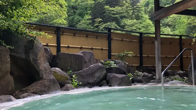 Shirahone Onsen