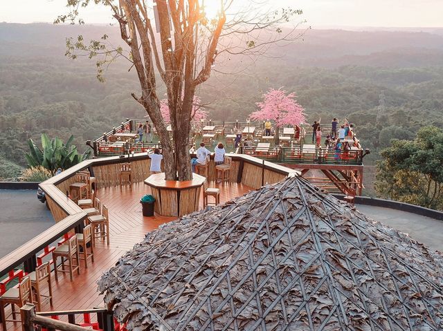 เหลียงซานเขาค้อ จีนมั๊ยไม่รู้ รู้แต่สวยมากกก 🧧⛩