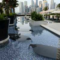 Swimming pool at Mandarin Oriental