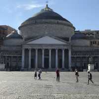 The Chaotic Beauty of Naples