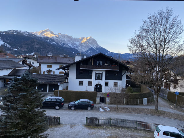 Garmisch-Partenkirchen town sunrise 🌅