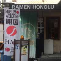 Trying out the authentic ramen in Japan! 