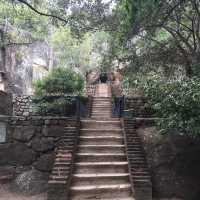 sigiriya Rock Lion roxxx me