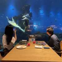 Dinner with fishes and mermaids!