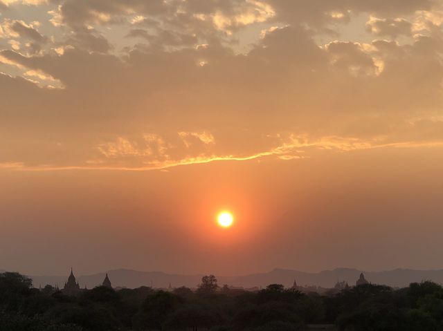 Myanmar (Burma) at sunrises and sunsets