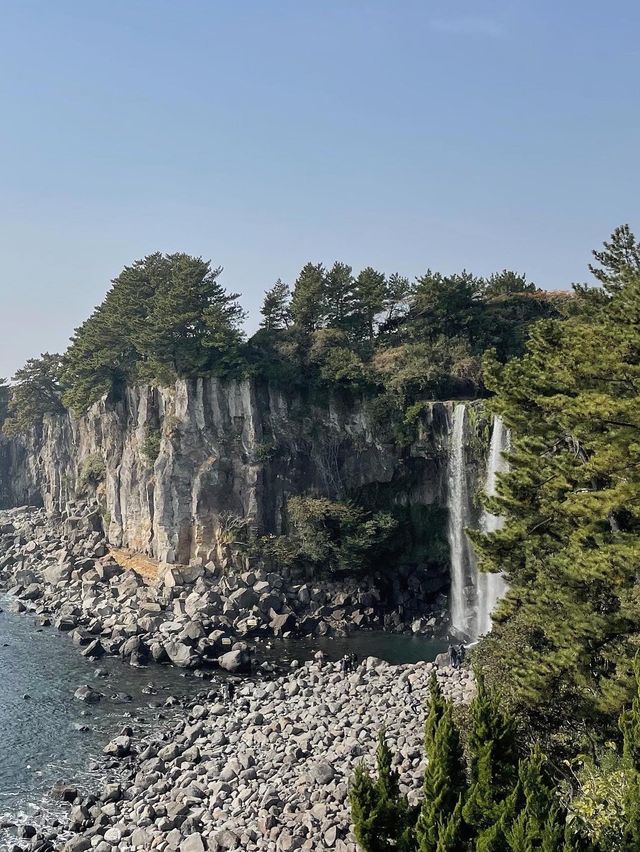 Jeongbang Falls - Beauty’s worth the drive! 