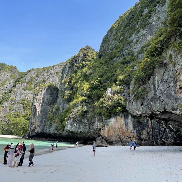 อ่าวมาหยา | เกาะ พีพี กระบี่