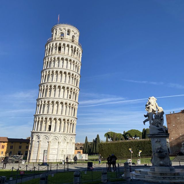 Leaning Tower of Pisa 