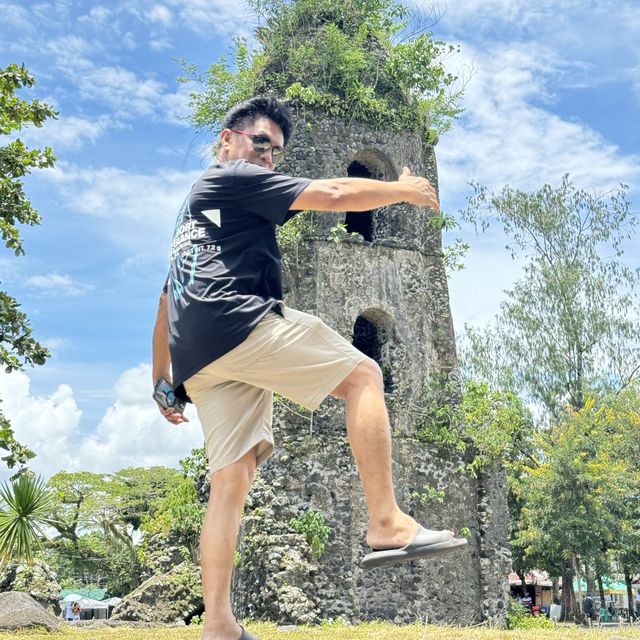 the iconic view of perfect cone of mayon volcano 