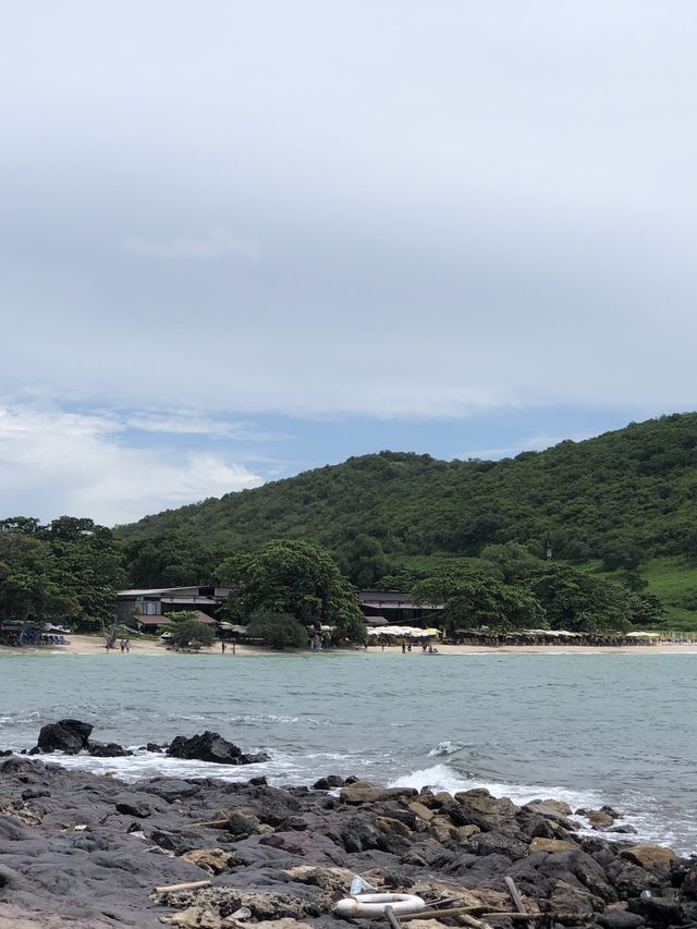 beautiful beach with amazing city view!