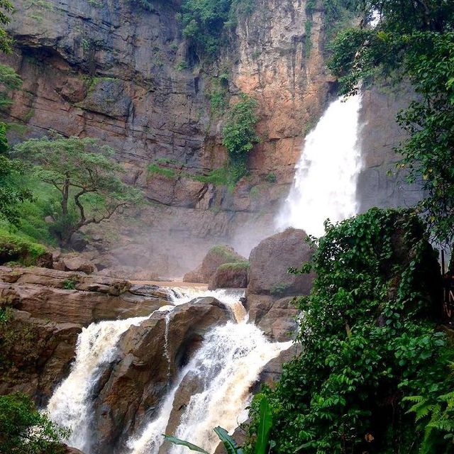 CIMARINJUNG WATERFALL, SUKABUMI REGENCY