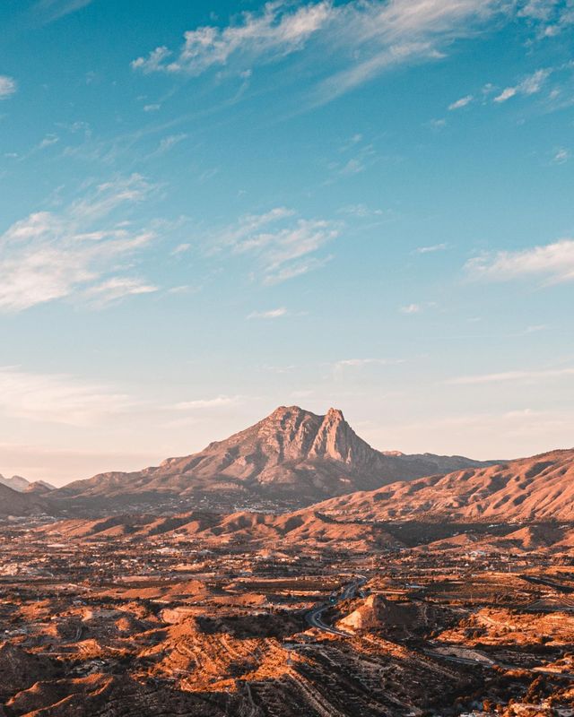 Beloved Mediterranean tourist city - Alicante ||