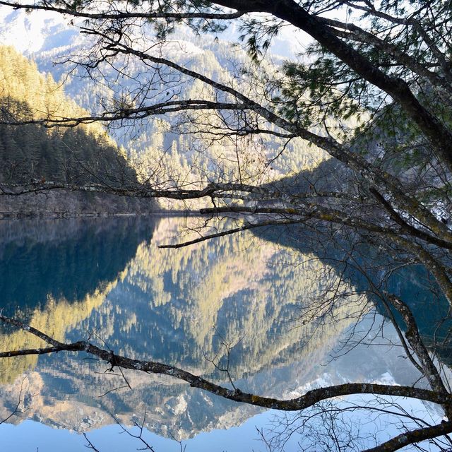 Jiuzhaigou Valley 