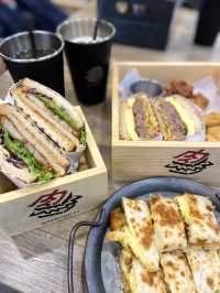 ［桃園/藝文］ 肉sandwich桃園藝文店｜高貴不貴的美式早午餐店 每一樣都好好吃🥪 