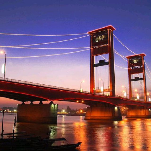 AMPERA BRIDGE