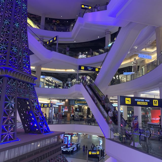 Stunning Shopping Mall in Pattaya