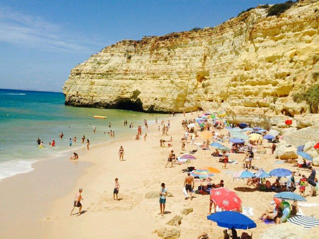 Beach in Carvoeiro, Portugal 🇵🇹