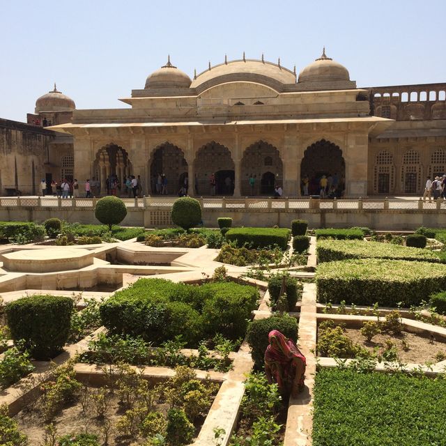 fascination over the Amber Palace