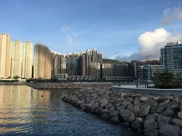 Stroll along  Tseung Kwan O Promenade 🤩🤩